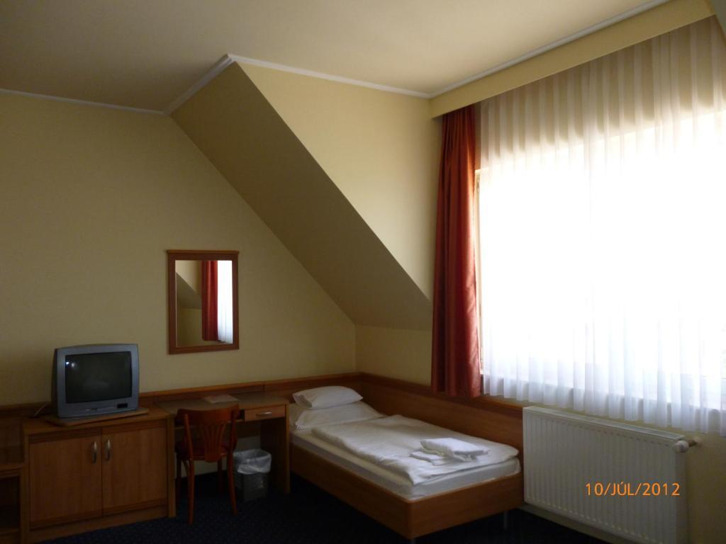 Hotel Paprika Hegyeshalom Szoba fotó